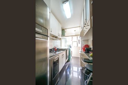 Apartamento à venda com 64m², 2 quartos e 2 vagasCozinha