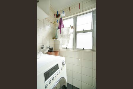 Apartamento à venda com 64m², 2 quartos e 2 vagasÁrea de serviço