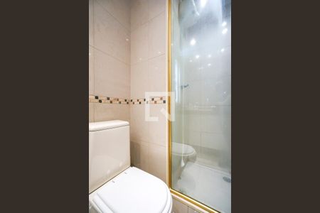 Apartamento à venda com 64m², 2 quartos e 2 vagasBanheiro social