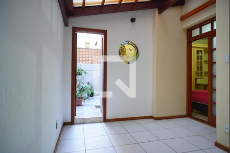 Apartamento à venda com 99m², 3 quartos e sem vagaQuarto 