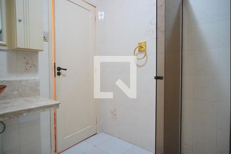 Apartamento à venda com 99m², 3 quartos e sem vagaBanheiro 