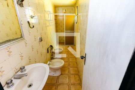 Casa à venda com 140m², 3 quartos e 2 vagas Casa à venda com 140m², 3 quartos e 2 vagasBanheiro