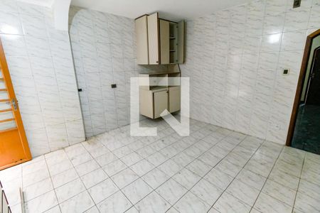 Casa à venda com 140m², 3 quartos e 2 vagas Casa à venda com 140m², 3 quartos e 2 vagasCozinha - Armários
