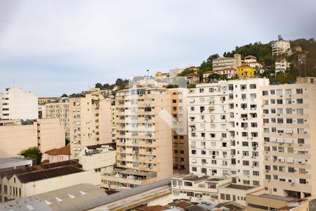 Vista de kitnet/studio para alugar com 1 quarto, 40m² em Centro, Rio de Janeiro
