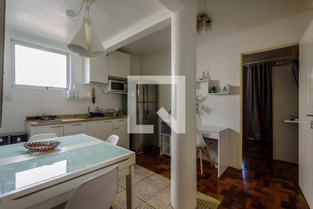 Sala/Cozinha de apartamento para alugar com 1 quarto, 30m² em Menino Deus, Porto Alegre