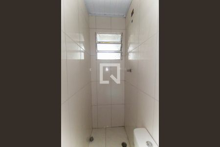 Banheiro  de apartamento para alugar com 1 quarto, 35m² em Jardim Europa, Itaquaquecetuba