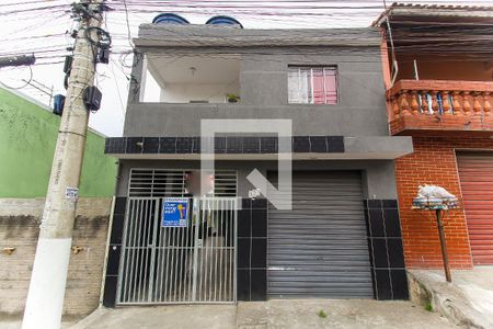 Fachada de apartamento para alugar com 1 quarto, 35m² em Jardim Europa, Itaquaquecetuba