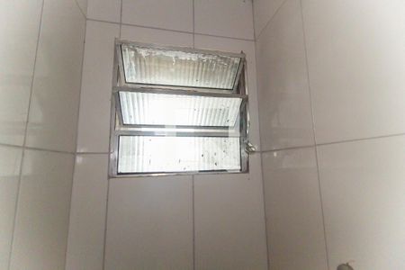 Banheiro  de apartamento para alugar com 1 quarto, 35m² em Jardim Europa, Itaquaquecetuba
