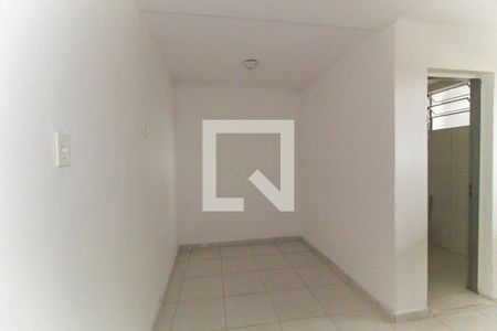 Sala de apartamento para alugar com 1 quarto, 35m² em Jardim Europa, Itaquaquecetuba