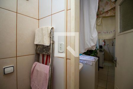 Apartamento para alugar com 70m², 2 quartos e 1 vagaBanheiro de Serviço