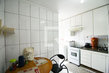 Apartamento para alugar com 65m², 2 quartos e sem vagaCozinha