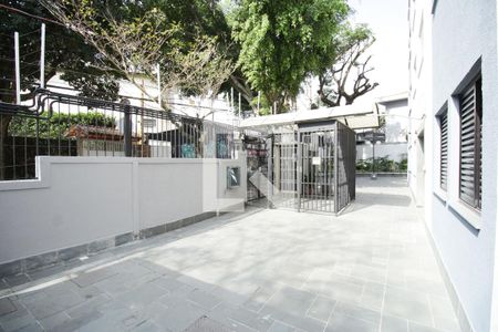 Apartamento para alugar com 65m², 2 quartos e sem vagaFachada e portaria