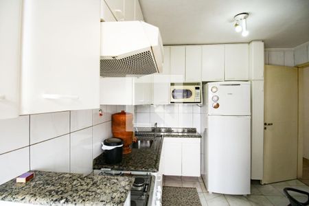Apartamento para alugar com 65m², 2 quartos e sem vagaCozinha
