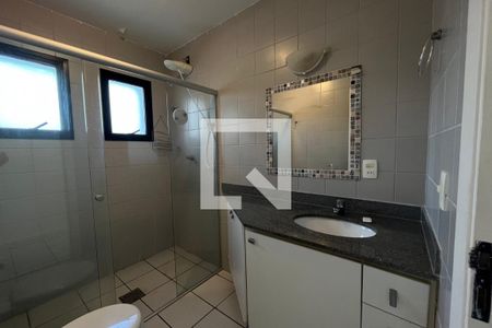 Banheiro de apartamento para alugar com 2 quartos, 58m² em Parque Brasília, Campinas