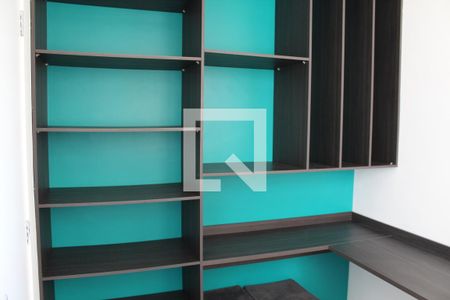 Apartamento para alugar com 34m², 2 quartos e sem vagaQuarto 2 - Armários