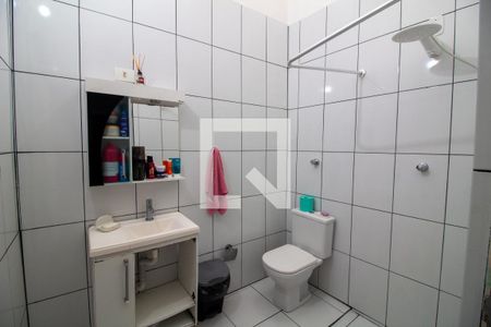 Banheiro de casa à venda com 2 quartos, 119m² em Jardim Aeroporto, São Paulo