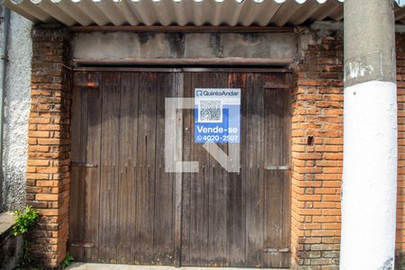 Casa à venda com 119m², 2 quartos e 1 vagaPlaquinha