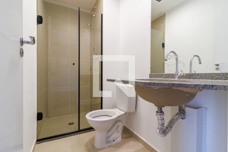 Banheiro de apartamento à venda com 1 quarto, 38m² em Vila Andrade, São Paulo