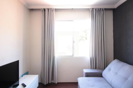 Sala de apartamento para alugar com 2 quartos, 50m² em Jardim Guanabara, Belo Horizonte