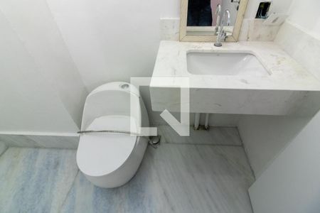 Banheiro de kitnet/studio para alugar com 1 quarto, 26m² em Jardim Panorama, São Paulo