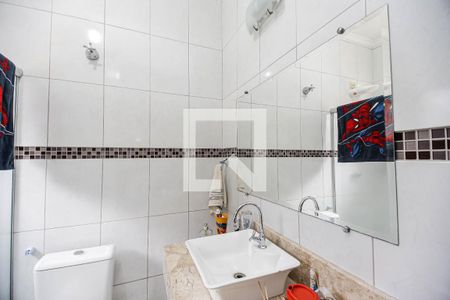 Casa para alugar com 200m², 3 quartos e 2 vagasBanheiro Social 