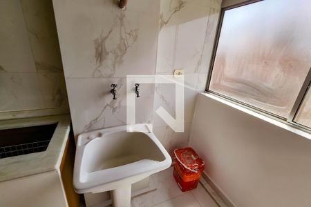 Área de Serviço de apartamento para alugar com 2 quartos, 47m² em Rio Pequeno, São Paulo