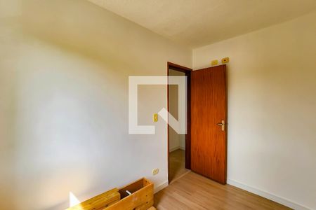 Quarto 2 de apartamento para alugar com 2 quartos, 47m² em Rio Pequeno, São Paulo