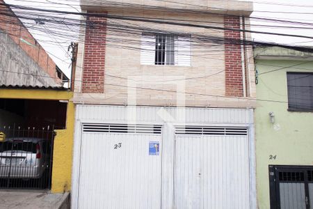 Casa à venda com 125m², 4 quartos e 4 vagasFachada