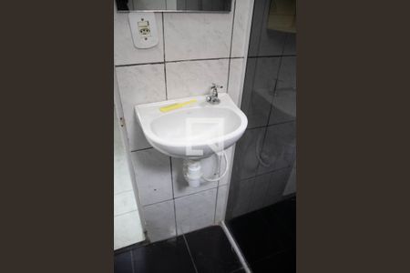 Casa à venda com 125m², 4 quartos e 4 vagasBanheiro 1