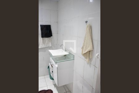 Casa à venda com 125m², 4 quartos e 4 vagasBanheiro 2