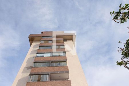 Apartamento à venda com 96m², 3 quartos e 2 vagasFachada