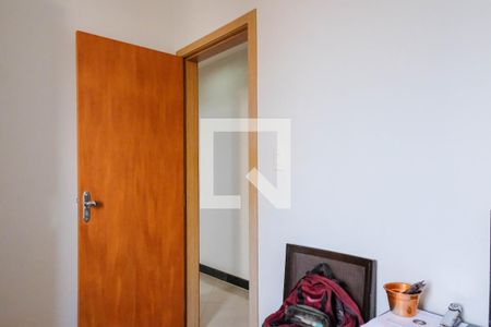 Apartamento à venda com 96m², 3 quartos e 2 vagasQuarto 3
