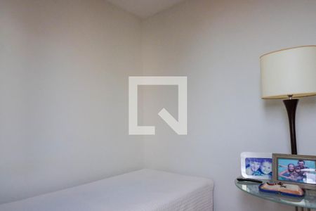 Apartamento à venda com 96m², 3 quartos e 2 vagasQuarto 2