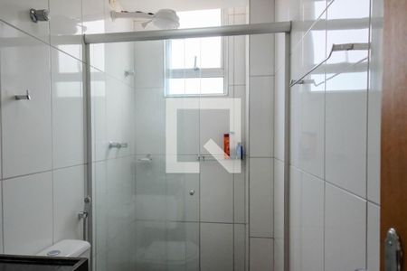 Apartamento à venda com 96m², 3 quartos e 2 vagasBanheiro Quarto 1