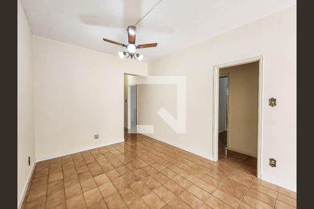 Sala de apartamento para alugar com 3 quartos, 85m² em Jardim Las Palmas, Guarujá