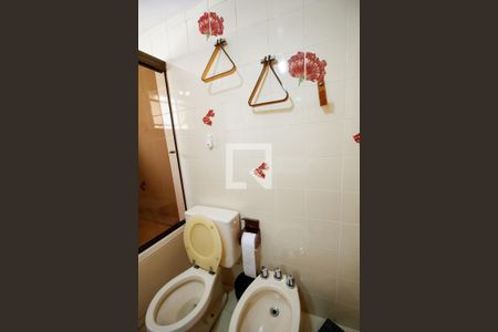 Apartamento à venda com 173m², 3 quartos e 2 vagas Apartamento à venda com 173m², 3 quartos e 2 vagasSuíte quarto 3