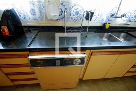 Apartamento à venda com 173m², 3 quartos e 2 vagas Apartamento à venda com 173m², 3 quartos e 2 vagasCozinha