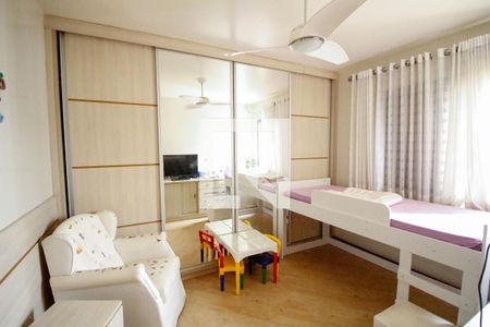 Apartamento à venda com 173m², 3 quartos e 2 vagas Apartamento à venda com 173m², 3 quartos e 2 vagasQuarto 2