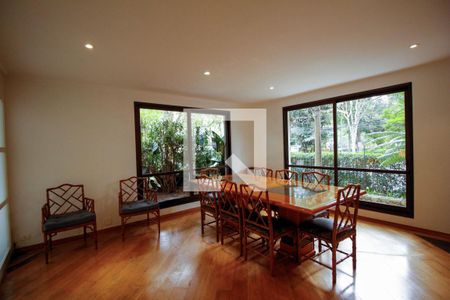 Apartamento à venda com 173m², 3 quartos e 2 vagas Apartamento à venda com 173m², 3 quartos e 2 vagasÁrea comum - Salão de Festas