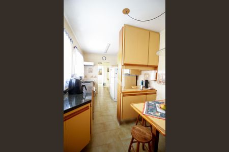 Apartamento à venda com 173m², 3 quartos e 2 vagas Apartamento à venda com 173m², 3 quartos e 2 vagasCozinha