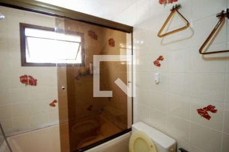 Apartamento à venda com 173m², 3 quartos e 2 vagas Apartamento à venda com 173m², 3 quartos e 2 vagasSuíte quarto 3