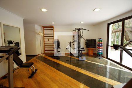 Apartamento à venda com 173m², 3 quartos e 2 vagas Apartamento à venda com 173m², 3 quartos e 2 vagasÁrea comum - Academia