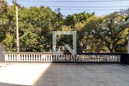 Casa à venda com 200m², 4 quartos e 3 vagasVaranda