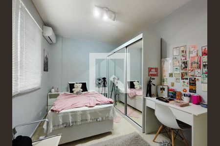 Apartamento à venda com 155m², 3 quartos e 1 vaga Apartamento à venda com 155m², 3 quartos e 1 vagaSuíte