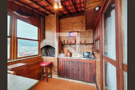 Apartamento à venda com 155m², 3 quartos e 1 vaga Apartamento à venda com 155m², 3 quartos e 1 vagaChurrasqueira