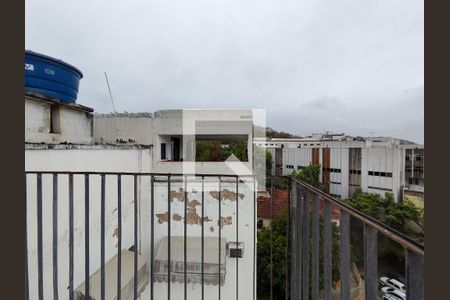 Apartamento à venda com 155m², 3 quartos e 1 vaga Apartamento à venda com 155m², 3 quartos e 1 vagaVista da Sacada