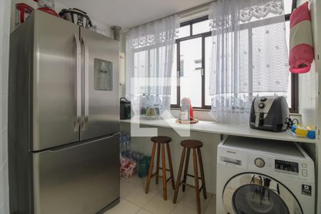 Apartamento à venda com 90m², 2 quartos e 1 vagaCozinha e Área de Serviço