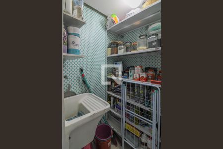 Apartamento à venda com 90m², 2 quartos e 1 vagaCozinha e Área de Serviço 