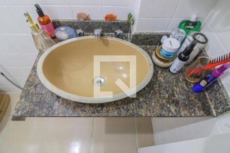 Apartamento à venda com 90m², 2 quartos e 1 vagaSuíte - Banheiro