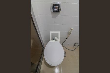 Apartamento à venda com 90m², 2 quartos e 1 vagaSuíte - Banheiro